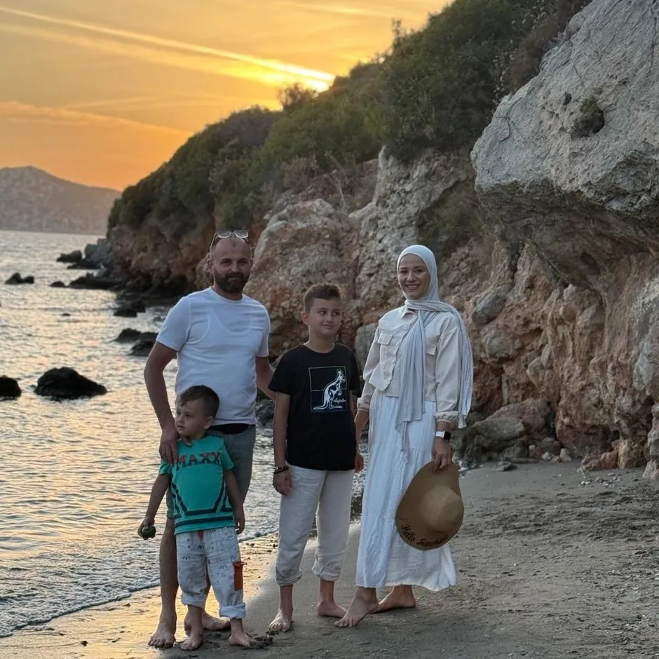 Hacer Tavşan ile Tatilox KOD 4812: Marmaris’te Deniz Manzaralı Jakuzili Bungalov Deneyimi