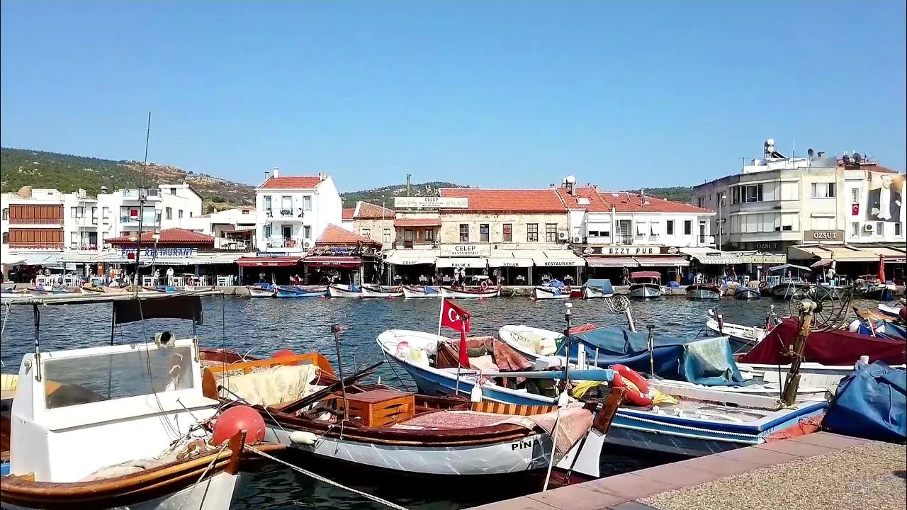 Eski Foça Limanı