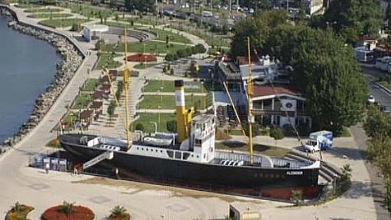 Gazi Alemdar Gemisi Müzesi