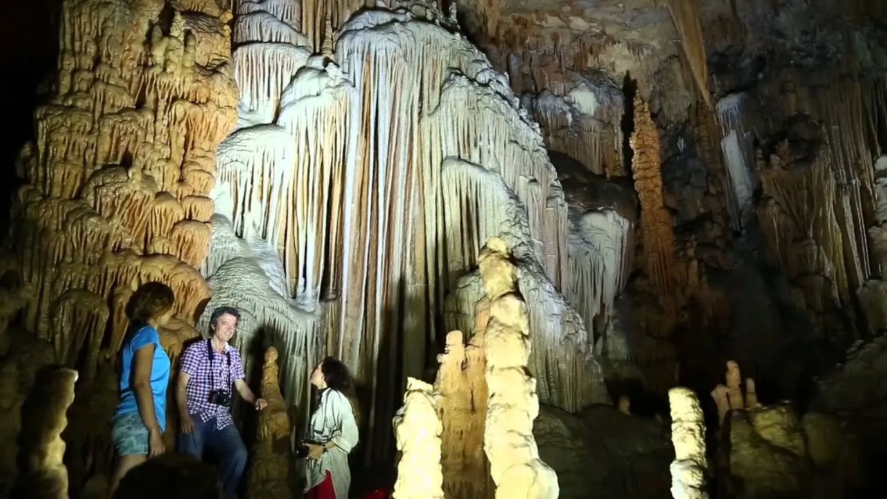 Gilindire Mağarası Aynalıgöl