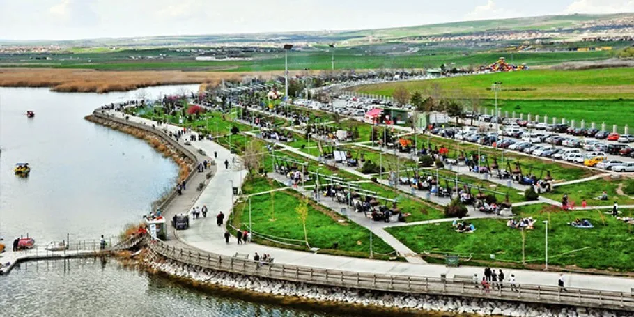  G&ouml;lbaşı Atat&uuml;rk Sahil Parkı