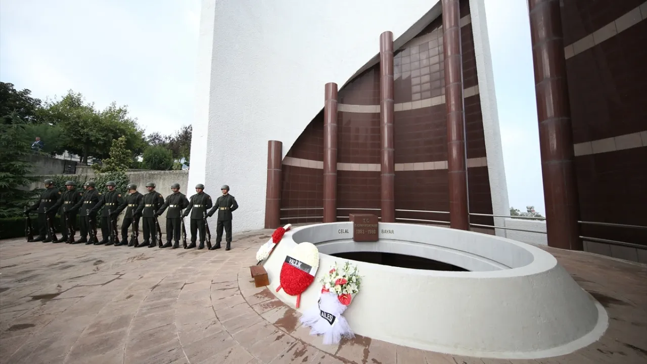 Celal Bayar Anıtı ve Parkı