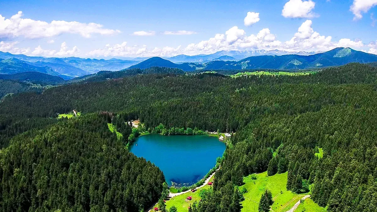 Karagöl Sahara Milli Parkı