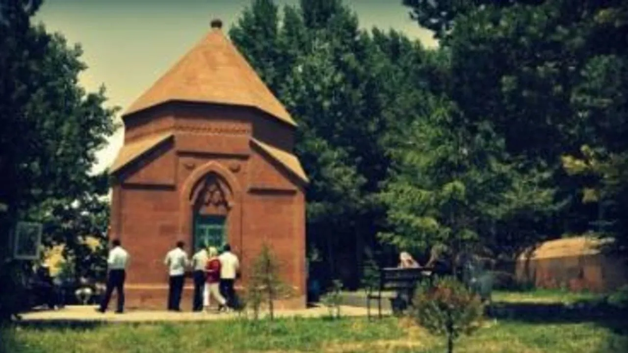 Abdurrahman Gazi Türbesi