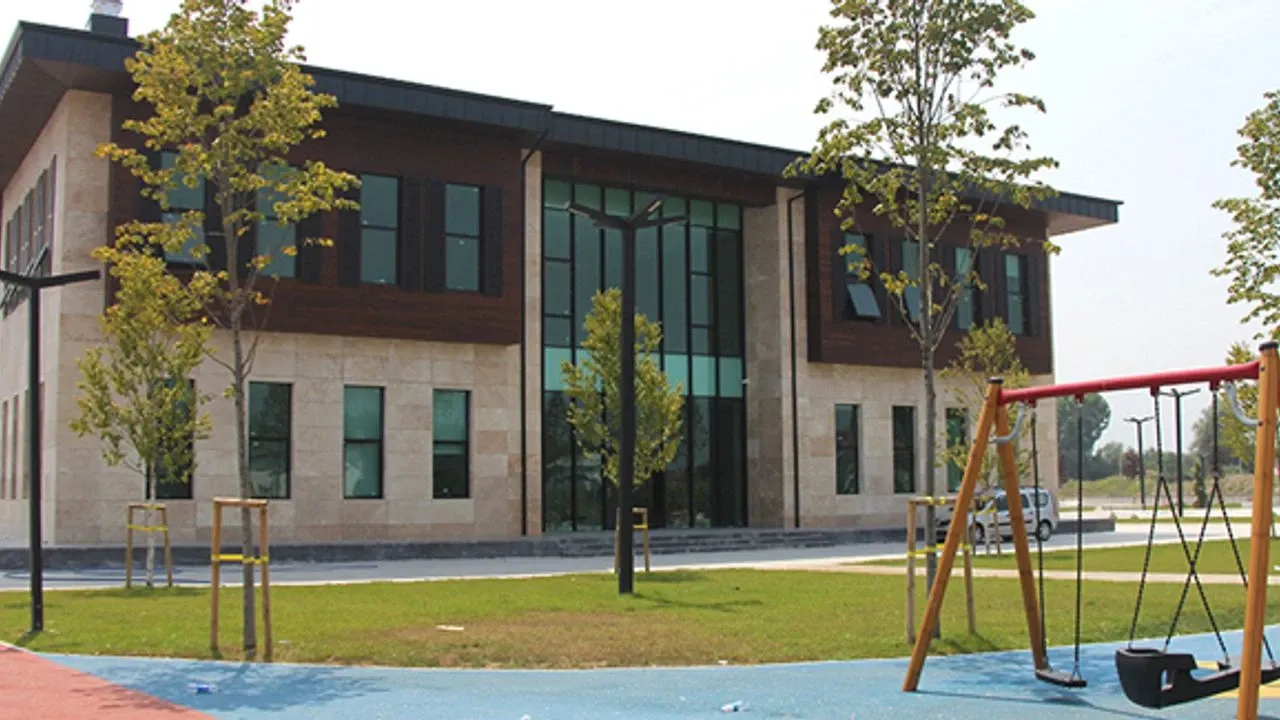 Akyazı Kültür Evi