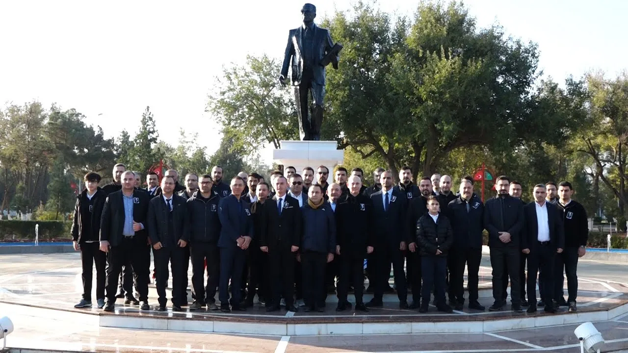 Dünya'nın Dört Bir Yanındaki Atatürk Heykelleri