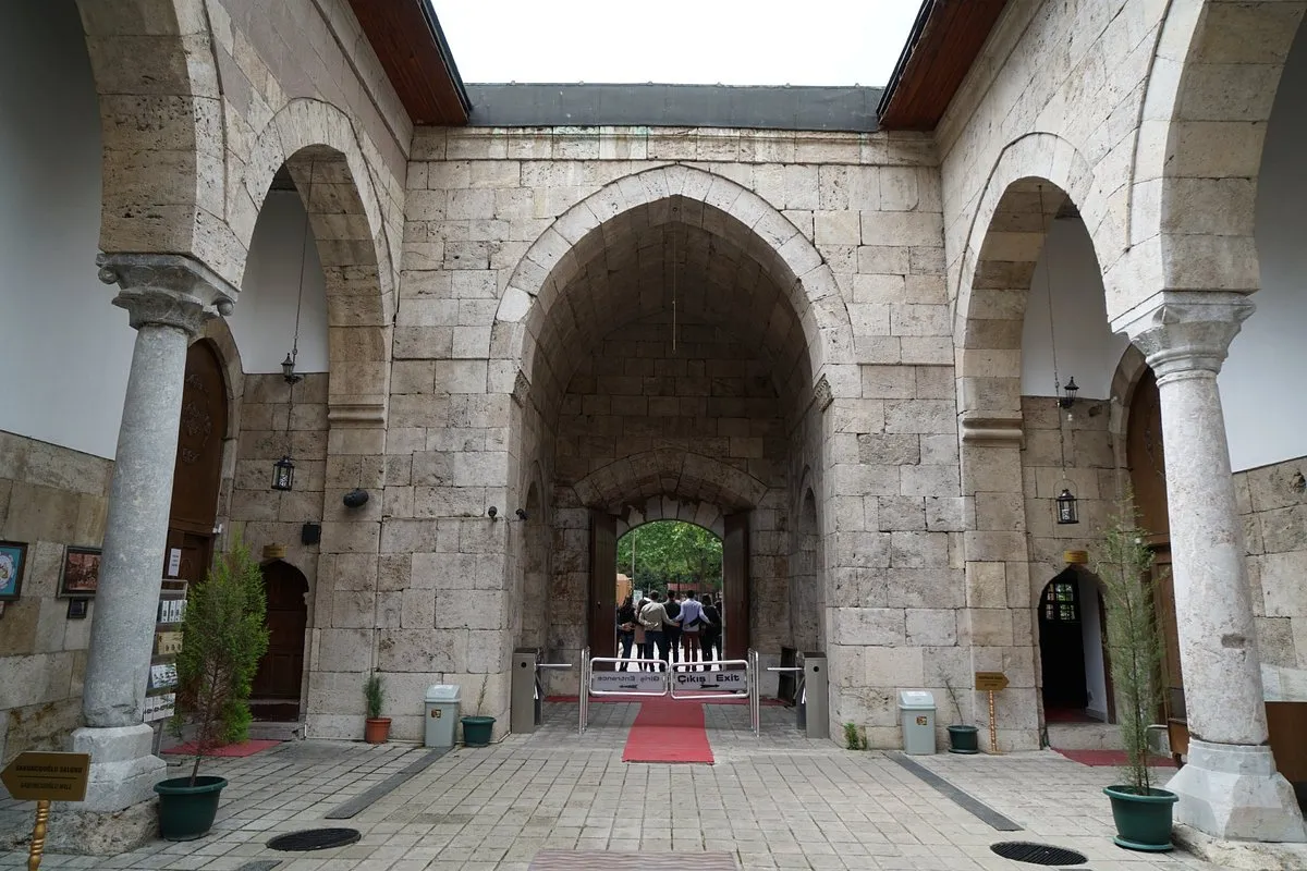 Sabuncuoğlu Şerefeddin Tıp ve Tarih M&uuml;zesi