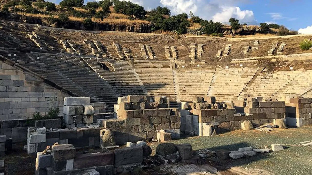 2.Antik Tiyatro
