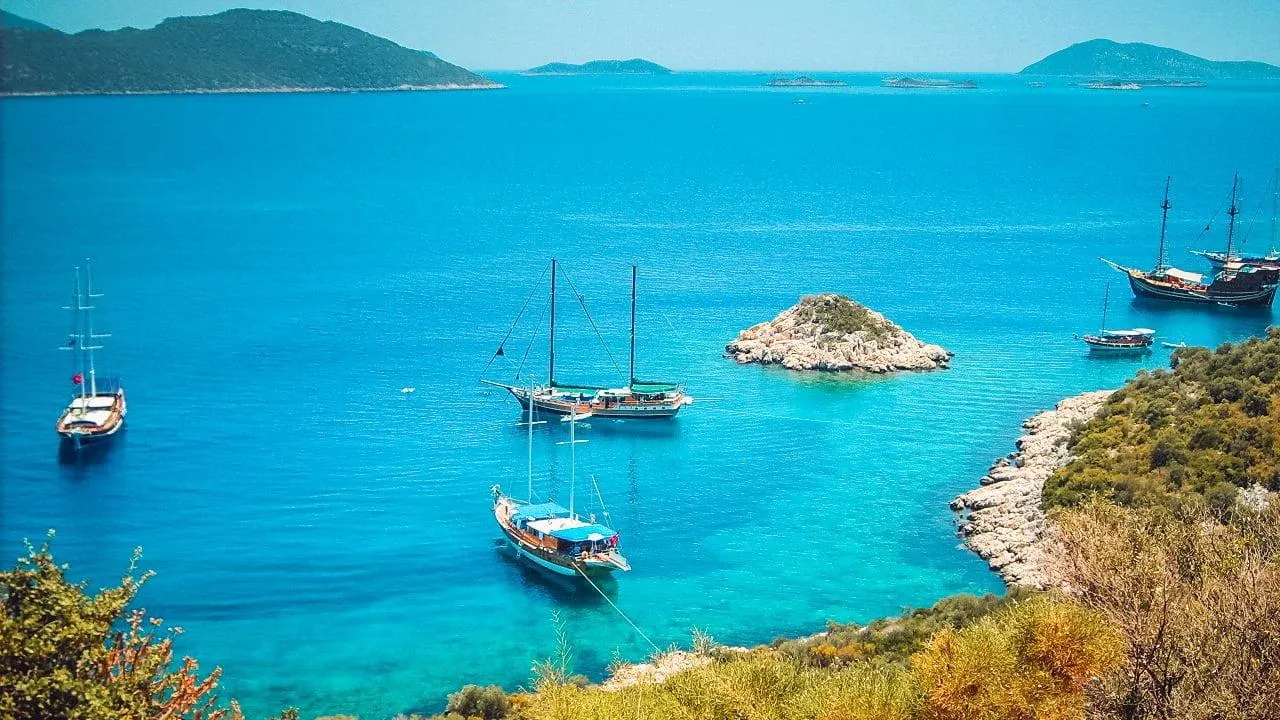 3. Balıkçı Köyü Havası: Zamanın Durduğu Yer