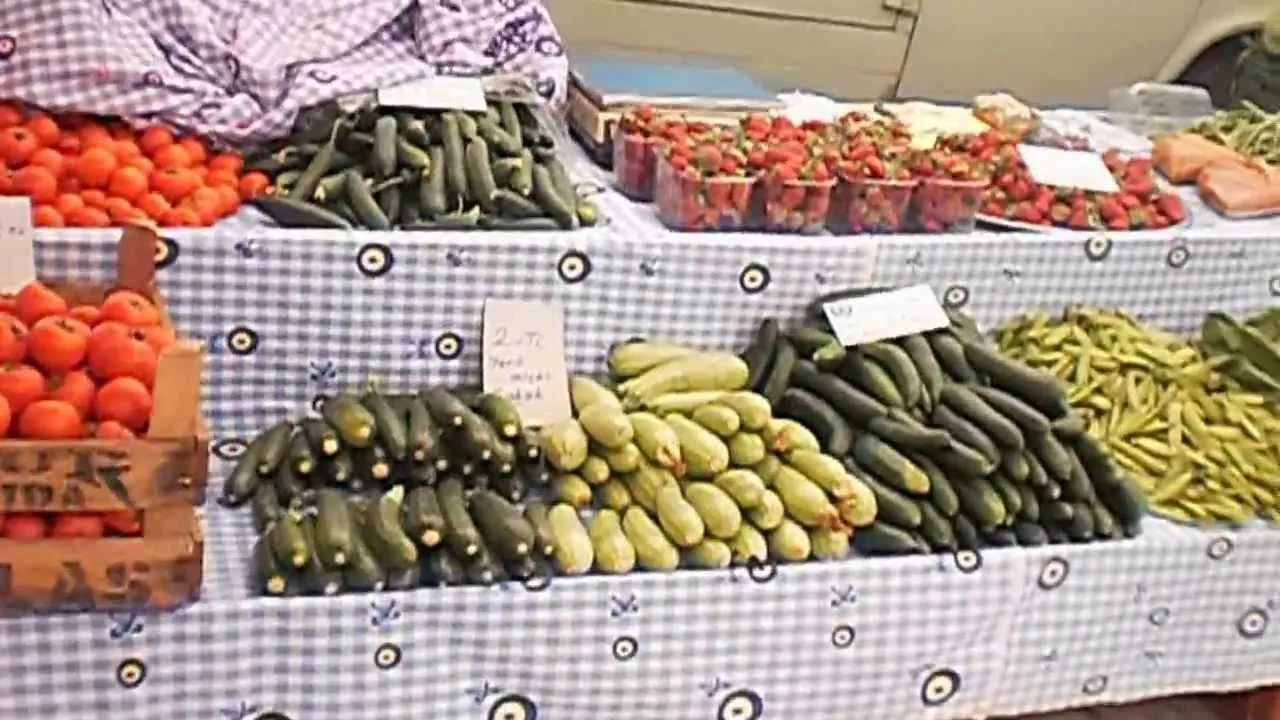 5. Yerel Pazarlar: Ege'nin Renkli Dünyası