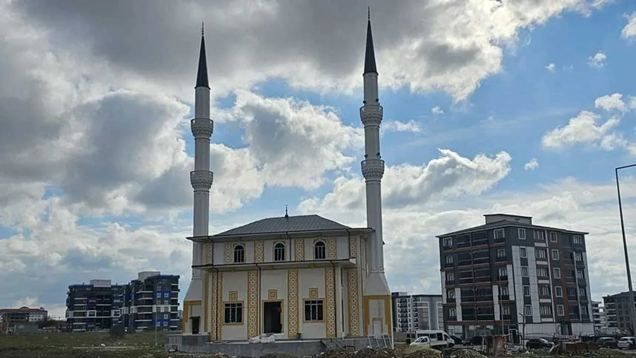 5. Çerkezköy Camileri