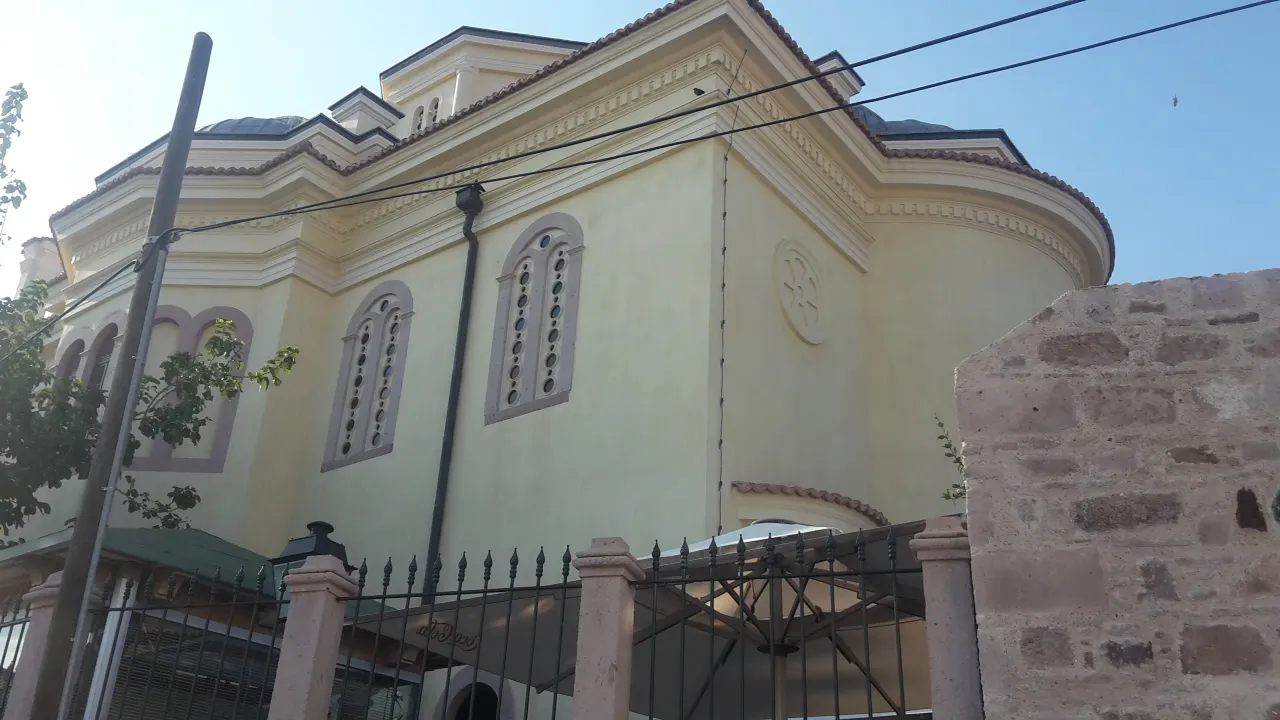 1. Taksiyarhis Kilisesi