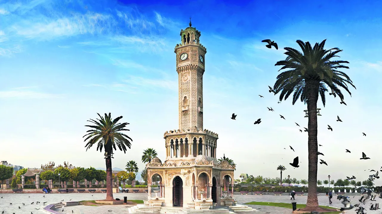 İzmir Saat Kulesi