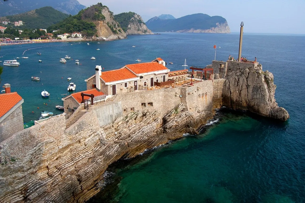 7. Petrovac