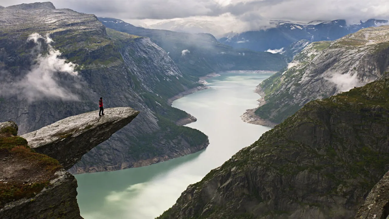 9. Norveç Fiyortları