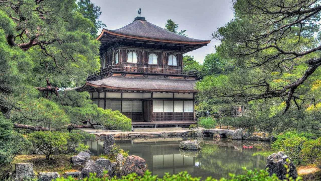 7. Ginkaku-ji (G&uuml;m&uuml;ş Tapınak)
