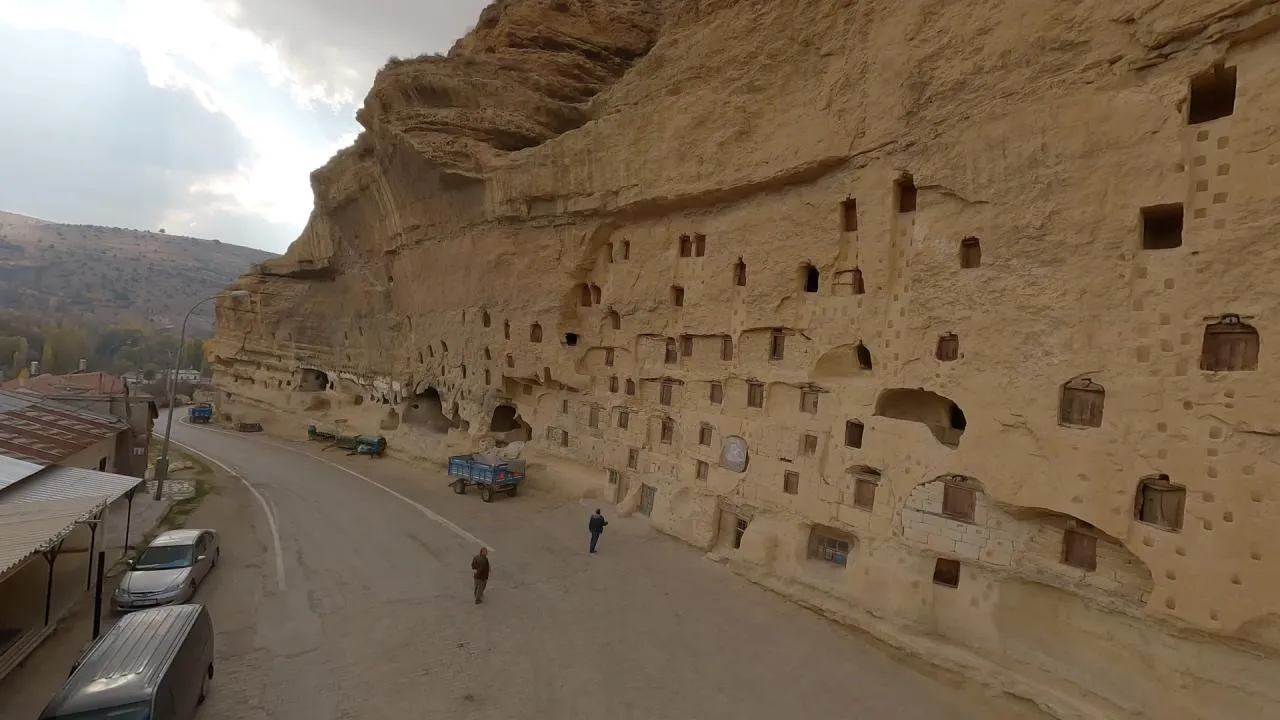 Taşkale Tahıl Ambarları