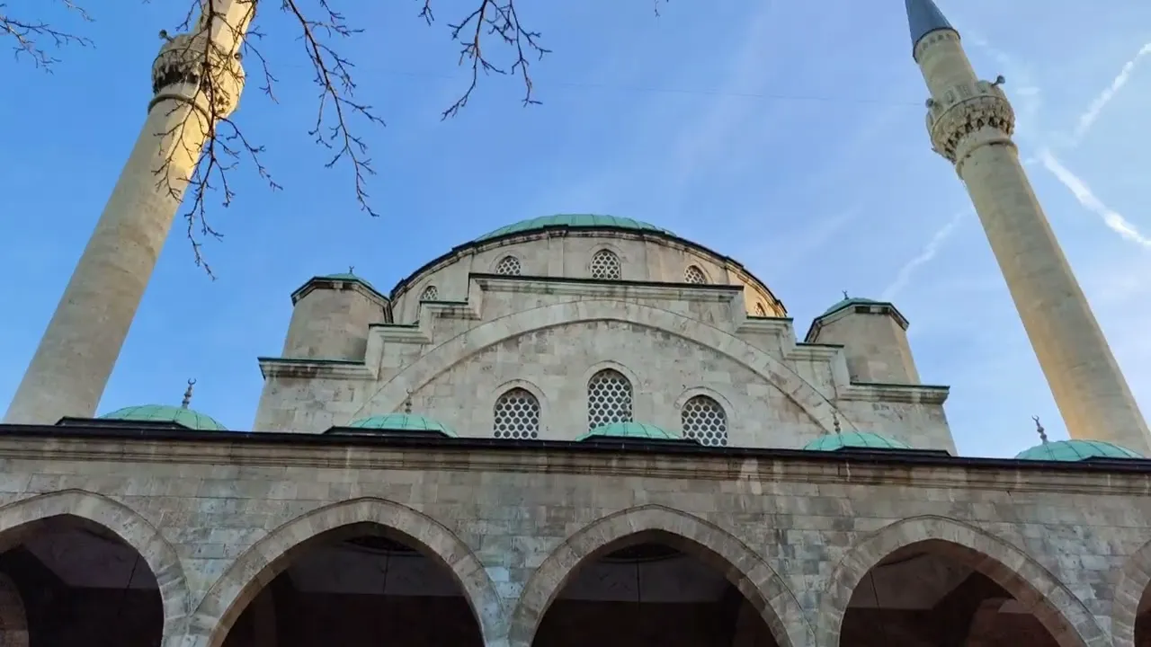 4. Maltepe Cami ve Külliyesi