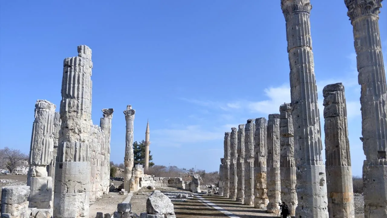 7. Uzuncaburç Antik Kenti