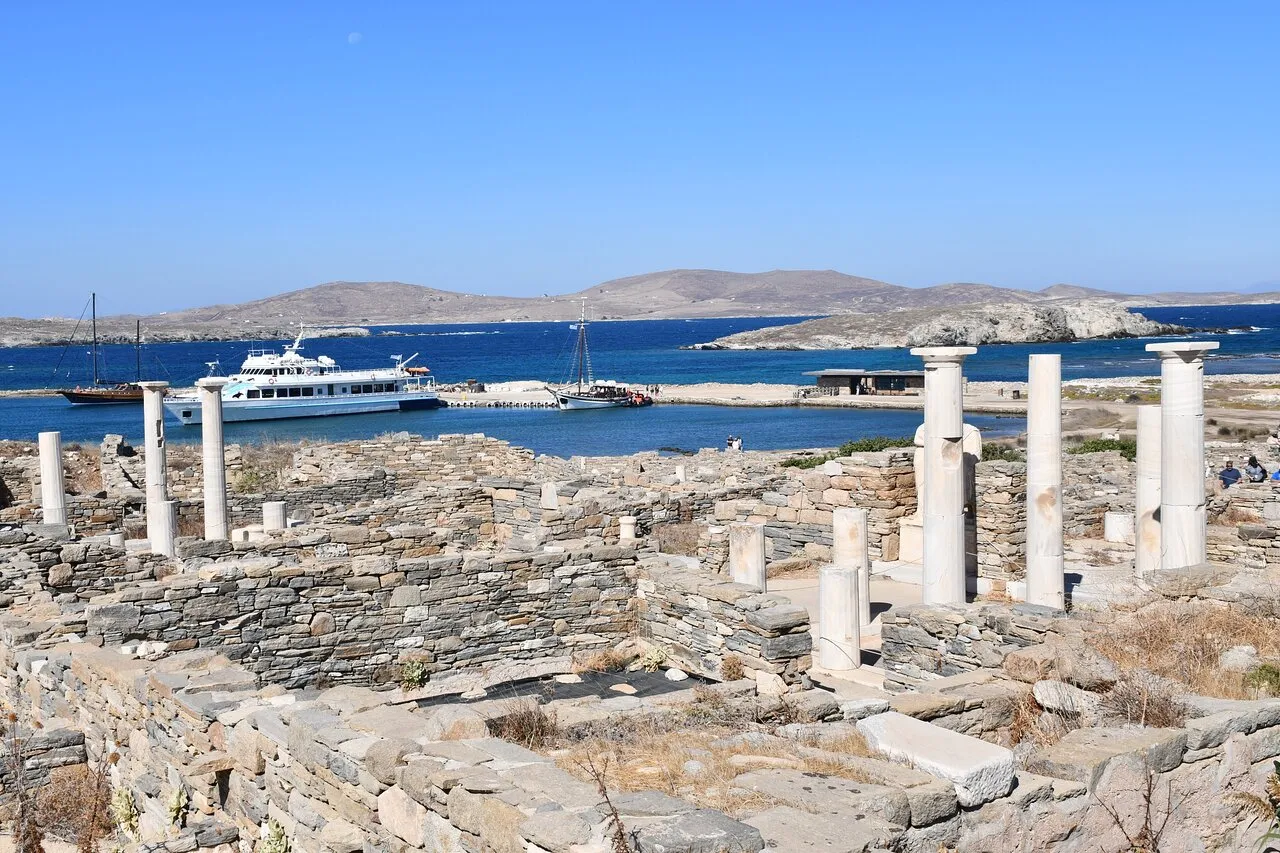 Delos Adası
