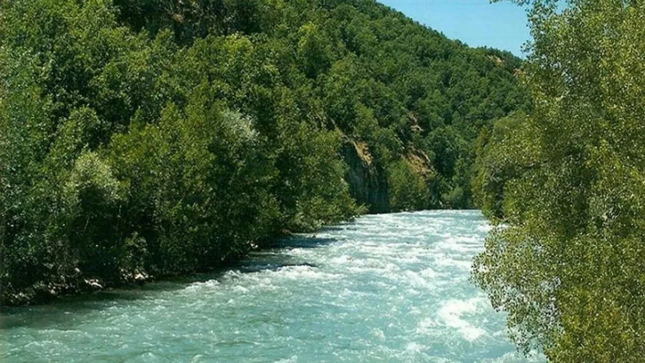 Pülümür çayı ve Vadisi