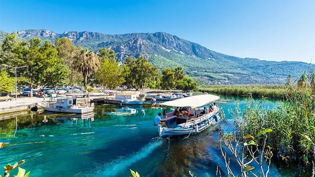 Antalya: Akdeniz’in Altın Kıyıları