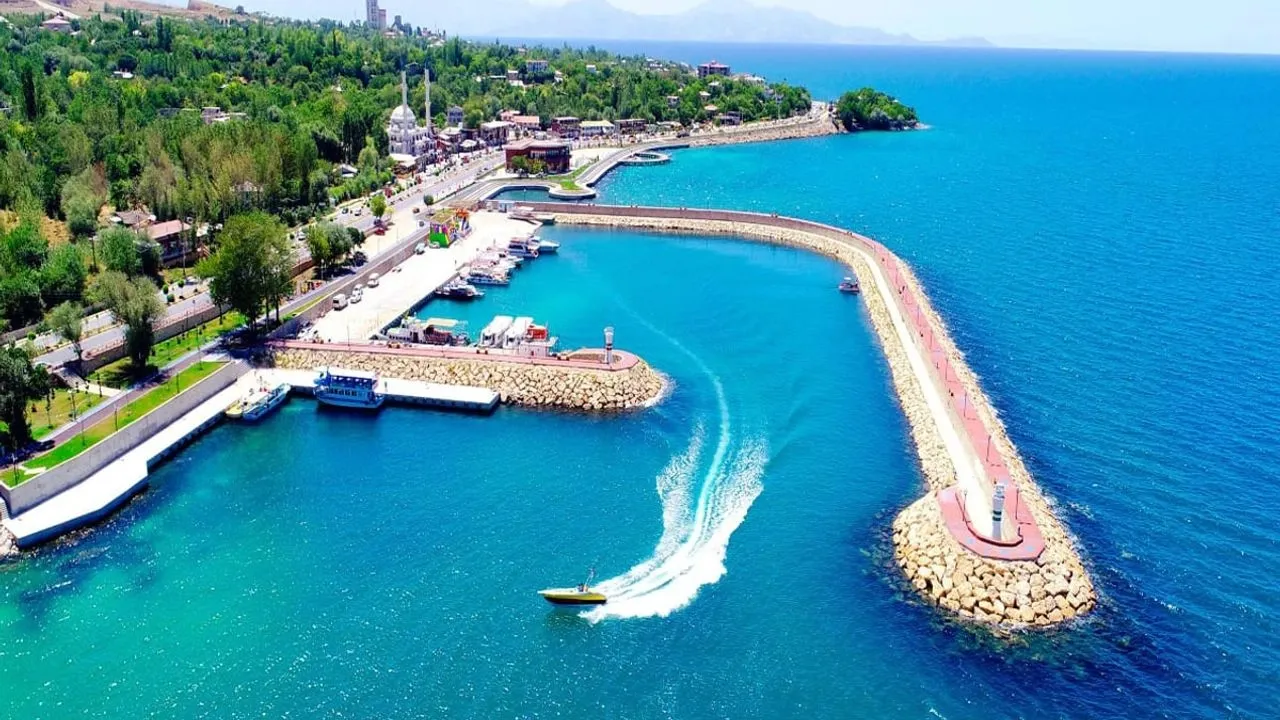 Edremit Sahil Parkı