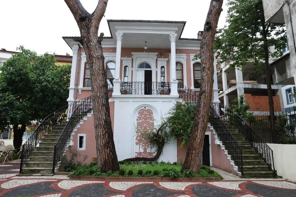 &Uuml;nye Belediyesi K&uuml;lt&uuml;r ve Sanat Merkezi