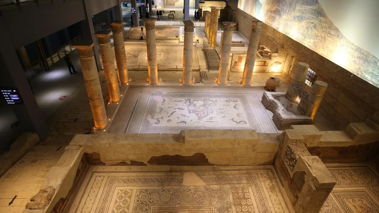Zeugma Mozaik Müzesi